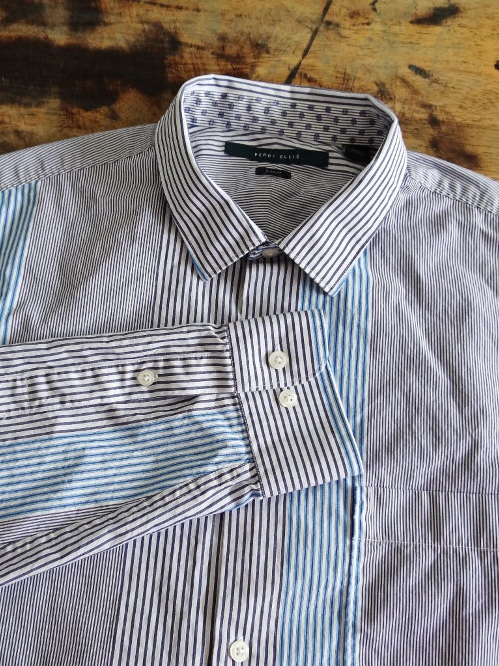 Perry Ellis Men's XL Slim Fit 100% Cotton Striped Long Sleeve Shirt Blue White